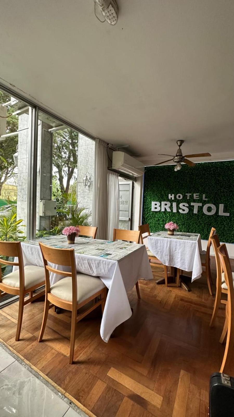 Hotel Bristol Cordoba Exterior photo